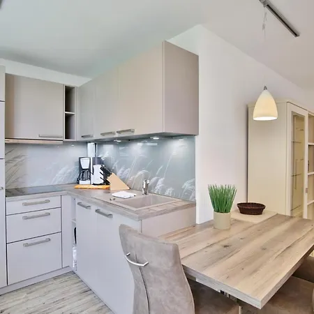 Hohe Worth, H12 Apartment